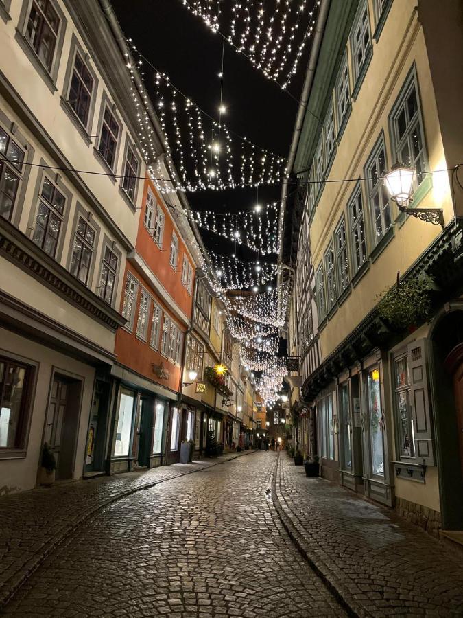Ferienwohnung Blickfang - Modernes Apartment Direkt In Der Altstadt Von Erfurt Mit Balkon - Beste Lage Und Aussicht Buitenkant foto